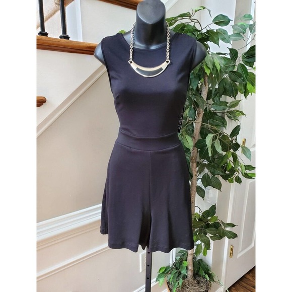 NY&C Women's Solid Black 100% Cotton Round Neck Sleeveless Casual Romper Size S - Picture 1 of 12